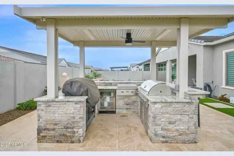 House For Sale in 1547, East Crescent Way, Gilbert, Arizona