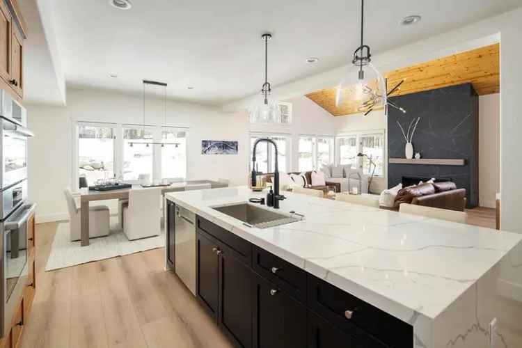 Buy House in Pinyon Creek Truckee with Modern Interior Design