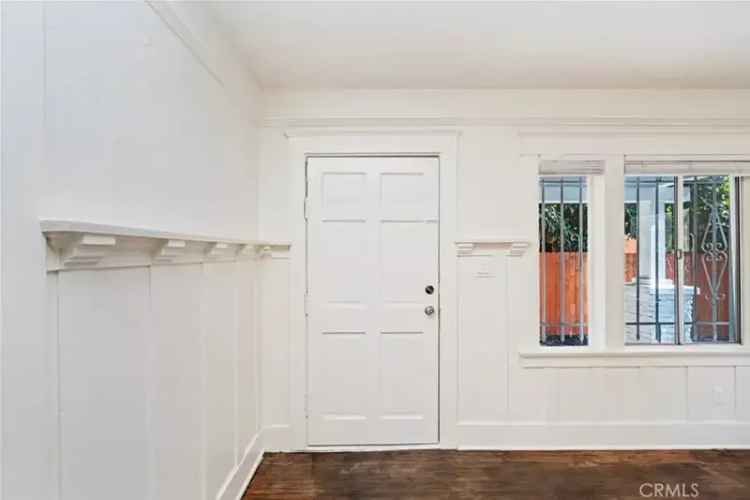 House For Sale in 788, East 40th Place, Los Angeles, California