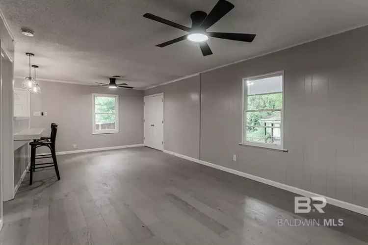 Buy Ranch Home in Mobile AL with Modern Upgrades and Spacious Backyard