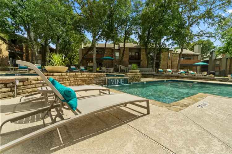 Rent Apartments in Grapevine TX with Spacious Floor Plans and Amenities