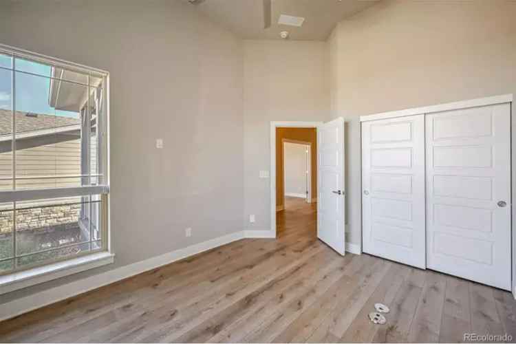 Rent Beautiful Ranch Style Home in Aurora with Upgrades and Amenities