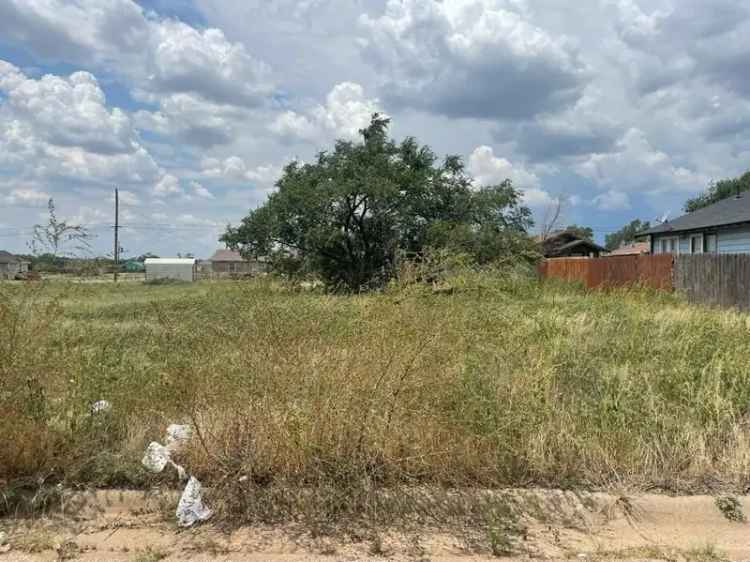 Vacant Lot for Sale in Ideal Location with Great Potential