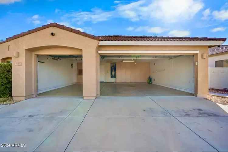 Buy Dreaming Summit House in Litchfield Park with Pool and Courtyard