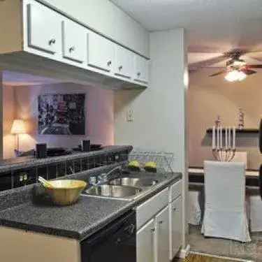 Rent Apartments in Norcross with Walk-in Closets and Pools