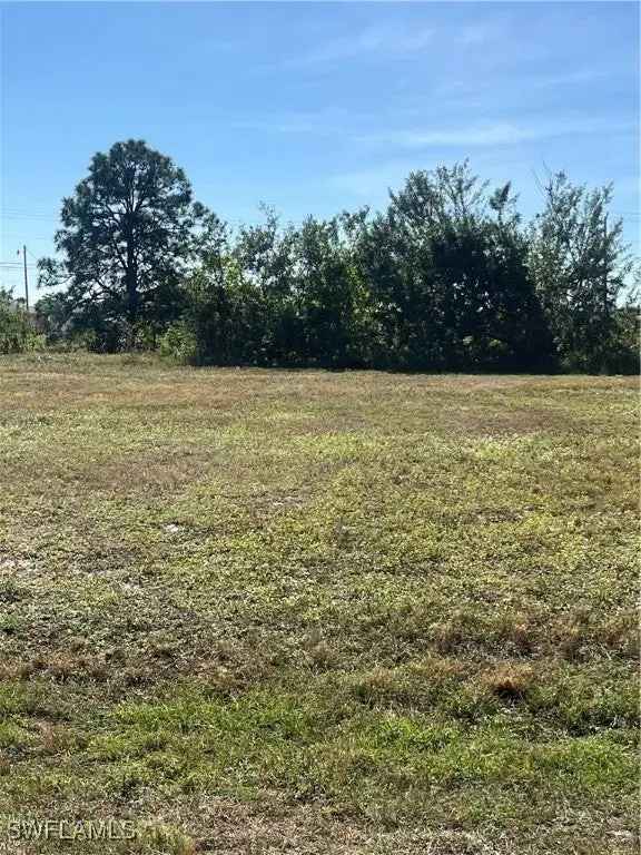 Land For Sale in 222, Northeast 15th Terrace, Cape Coral, Florida