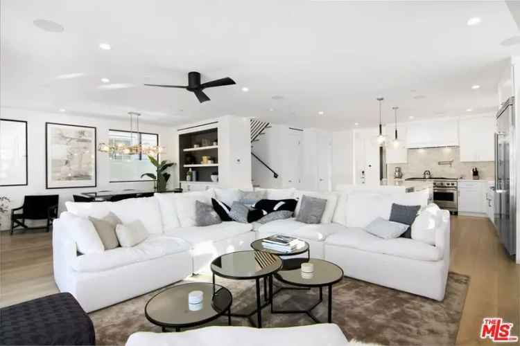 Co-op For Sale in 1703, Plaza del Sur, Newport Beach, California