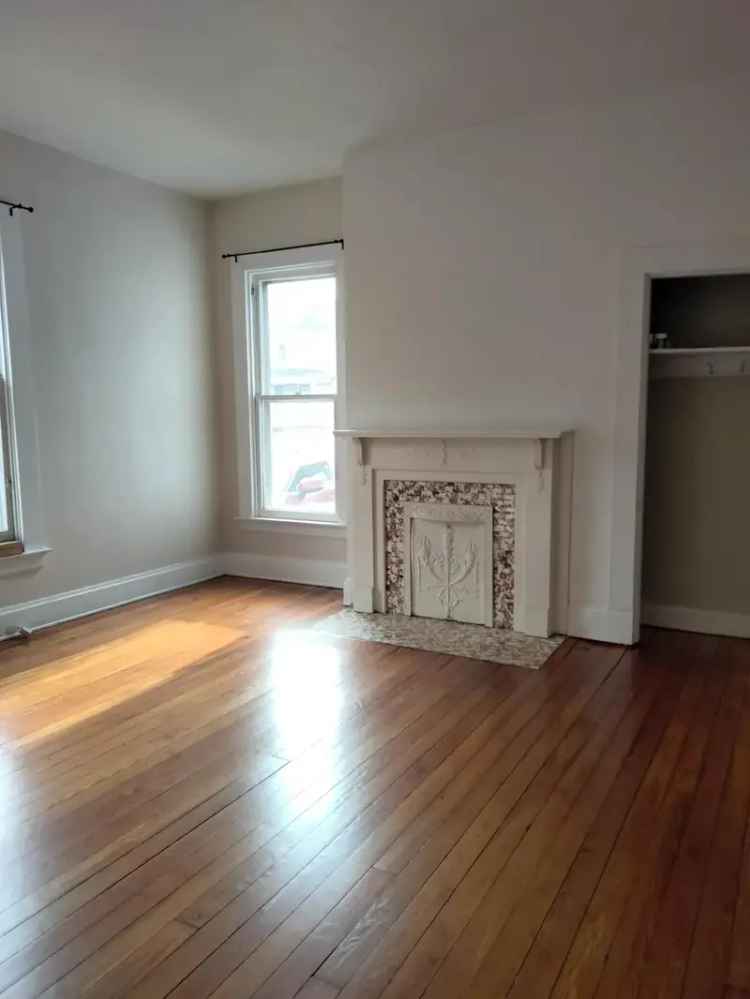 Rent Apartment Unit Gorgeous Spacious 1 Bedroom 1 Bath