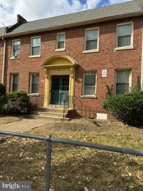 House For Sale in 224, 36th Street Northeast, Washington, District of Columbia