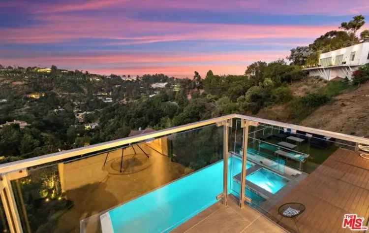 House For Sale in 1018, Stradella Road, Los Angeles, California