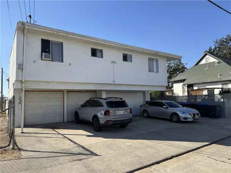 House For Sale in 1334, East 4th Street, Santa Ana, California