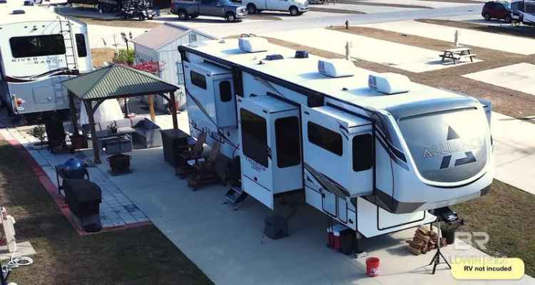 Rent Beautiful RV Resort in Gulf Shores with Great Amenities