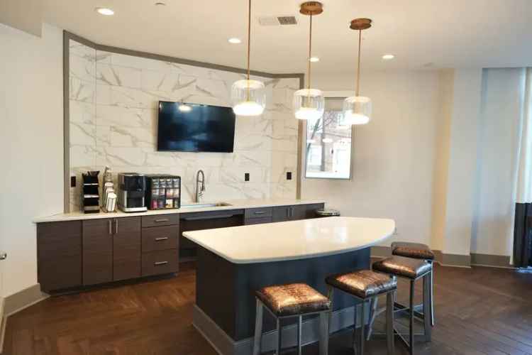 Rent Upscale Apartments in Downtown Durham with Exclusive Amenities