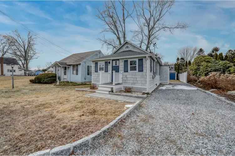 Buy Beach Cottage in Saybrook Manor with Deeded Cove Beach Rights