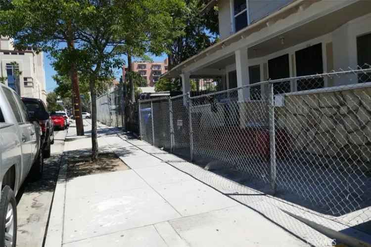 For Sale Duplex in Los Angeles with Panoramic Views Near Mariachi Plaza