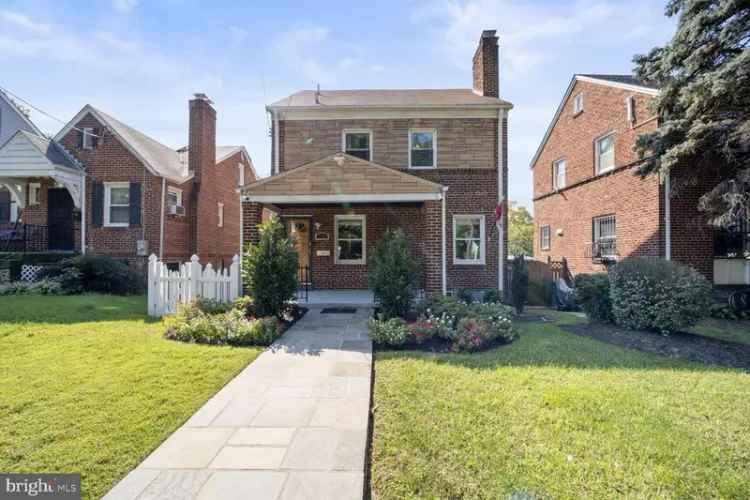 House For Sale in 2405, Randolph Street Northeast, Washington, District of Columbia