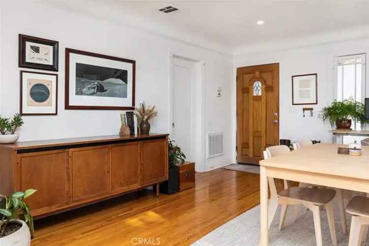 Duplex buy in Echo Park with vintage charm and stunning views