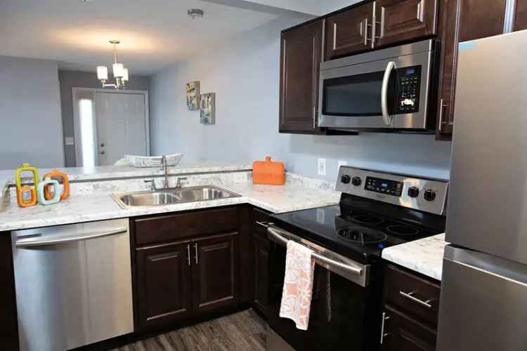 Rent Townhouse Apartments with Amenities in Morrisville NC