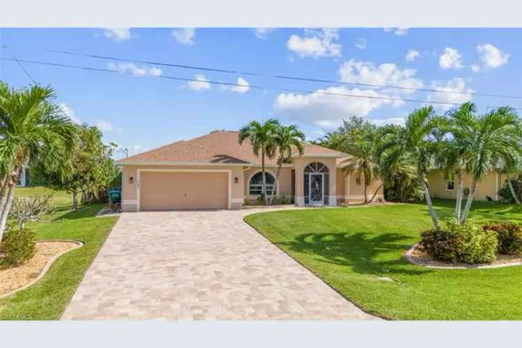 House For Sale in 727, Northwest 38th Place, Cape Coral, Florida