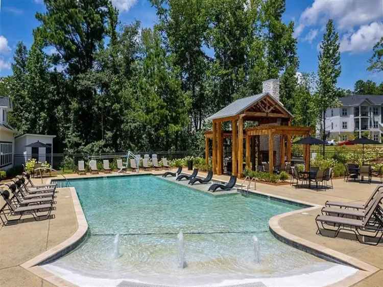 Rent Luxury Apartments Near Atlanta with Resort-Style Amenities