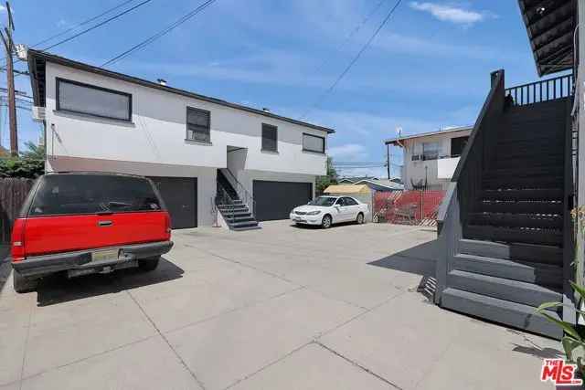 House For Sale in 2015, 6th Avenue, Los Angeles, California