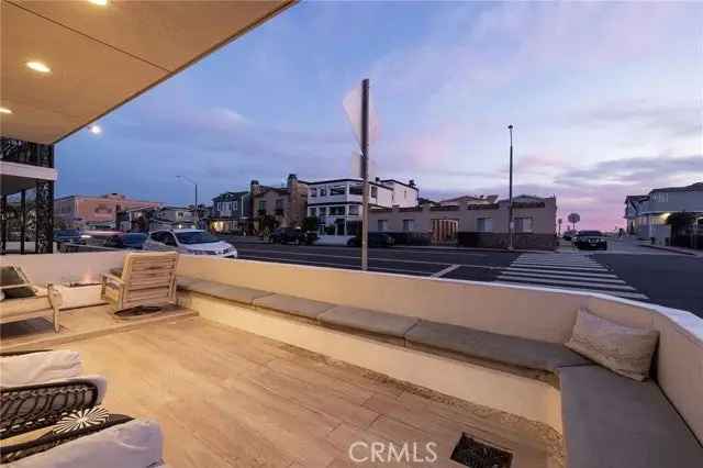 House For Sale in 200,200 1/2, East Balboa Boulevard, Newport Beach, California