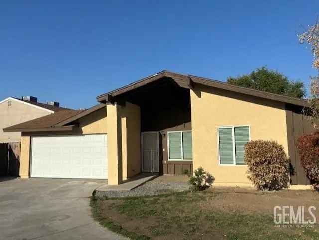 House For Sale in 1021, Nimrod Court, Bakersfield, California