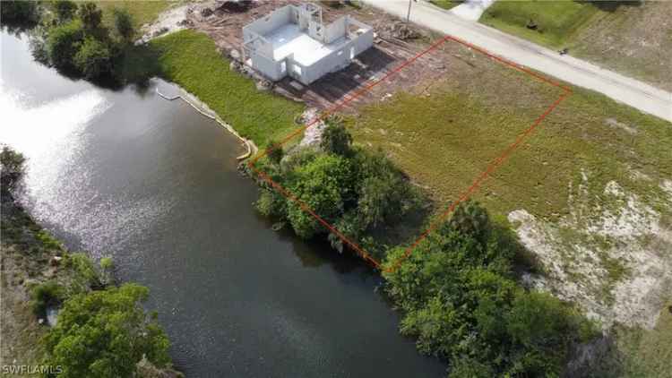 Land For Sale in 1125, Northeast 15th Terrace, Cape Coral, Florida