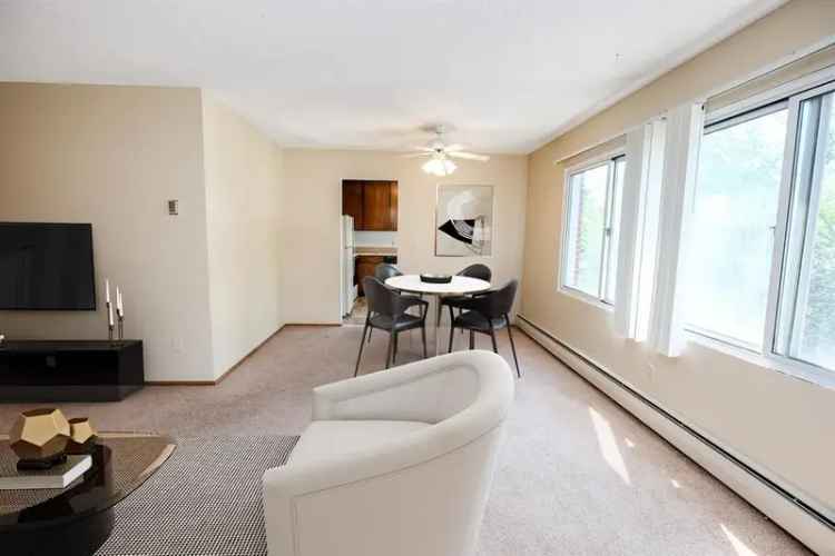 Apartments for Rent in St. Clair Avenue with Great Neighborhood Amenities