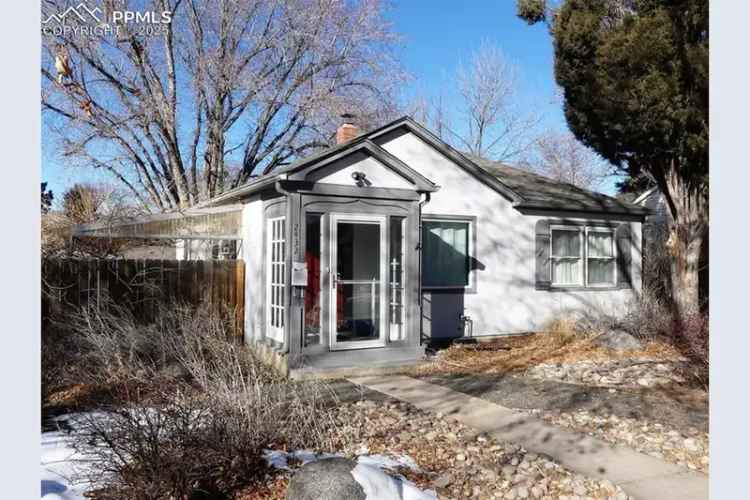 Buy Bungalow in Bonnyville with Spacious Yard and Garage