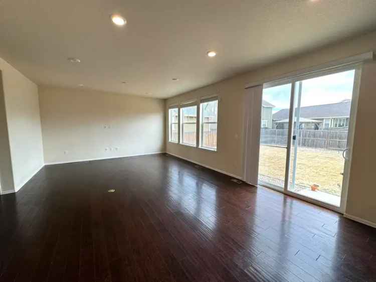 Rent Stunning 3 Bedroom Home in Parker CO with Pool and Clubhouse