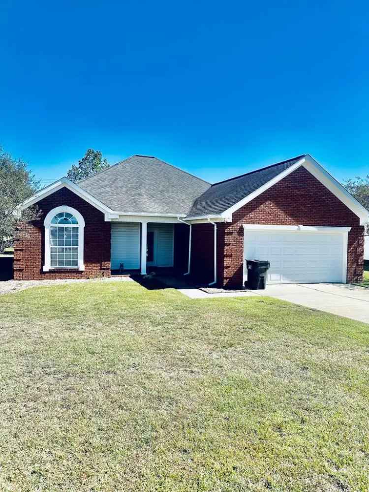 Buy House in Headland with Sunroom and Huge Kitchen