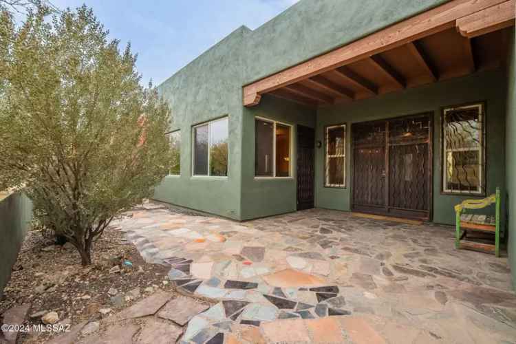 Buy house in Tucson with unique artistic features and community amenities