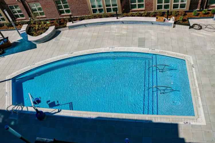 Rent Exclusive Student Apartments in Chapel Hill with Great Amenities