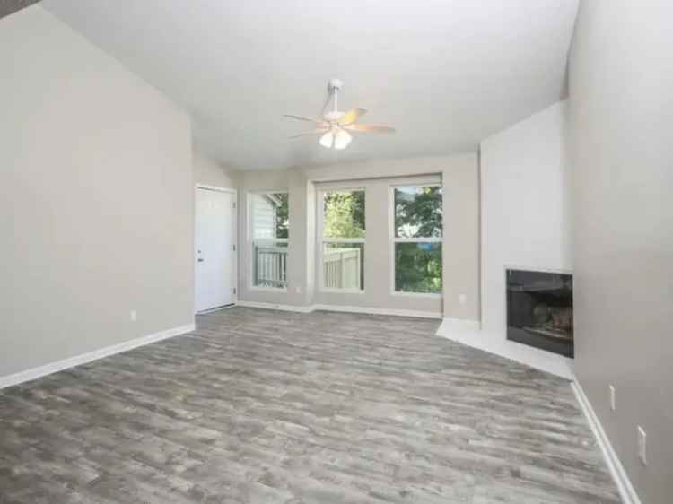 Rent Double Master Bedroom Apartments Near Harbison Shopping District