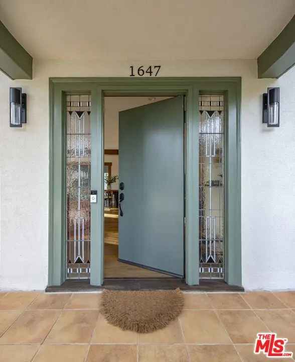 House For Sale in 1647, Waterloo Street, Los Angeles, California