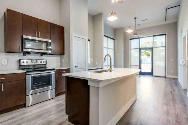 Rent Apartments in North Richland Hills with Upscale Amenities