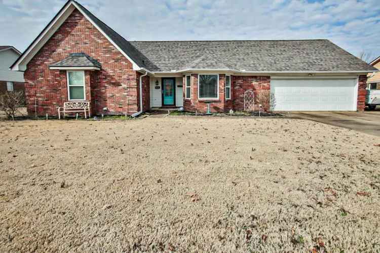 House For Sale in 808, Wingate Drive, West Memphis, Arkansas