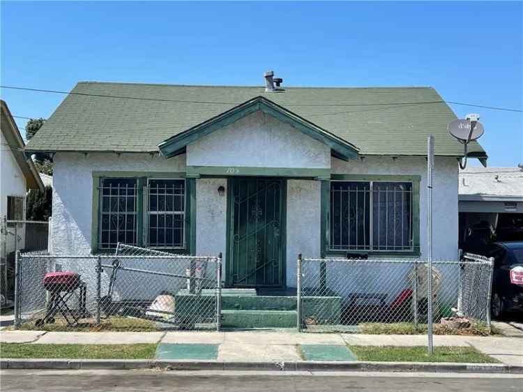 House For Sale in 701, West 66th Street, Los Angeles, California