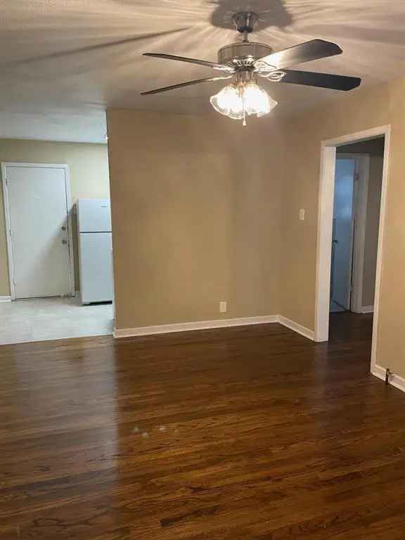 Updated duplex for rent in Arlington with 2 bedrooms and garage