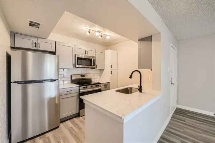 Rent Luxury Apartments near Downtown Fort Worth