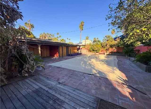 Buy Single Family Home in Palm Springs with Pool and Privacy Features