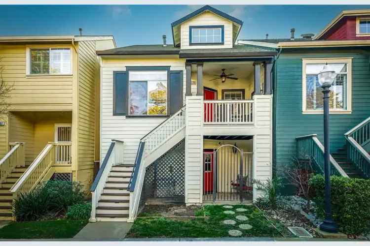 Buy Capitol Park Home in Sacramento with Modern Amenities and Charm