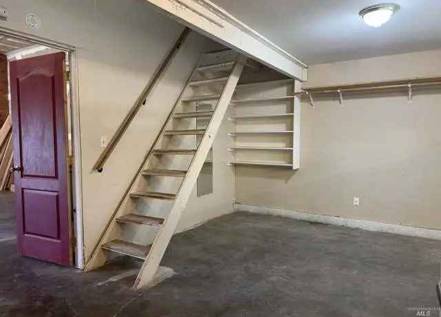 House For Sale in 3410, West Targee Street, Boise, Idaho