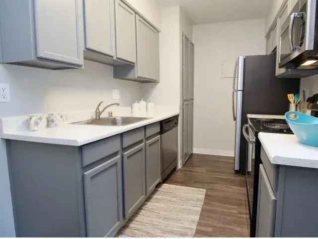 Rent Apartments in Sacramento with Upscale Features and Comfort