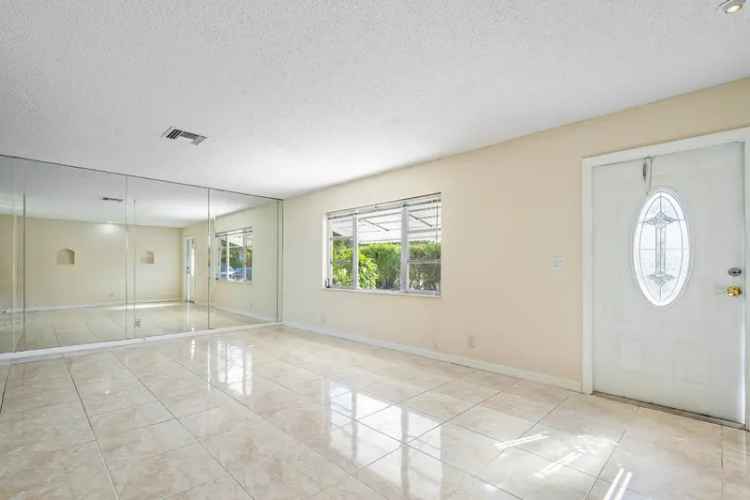 House For Sale in 1403, Southwest 22nd Way, Boynton Beach, Florida