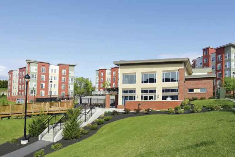 Rent Urban Green Apartments in Frederick with Stunning Features