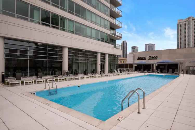 Rent Apartments in Chicago with Upscale Features Near Downtown