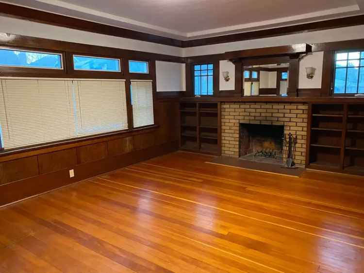 Rent Charming 2 Bedroom Craftsman Home in Downtown San Jose