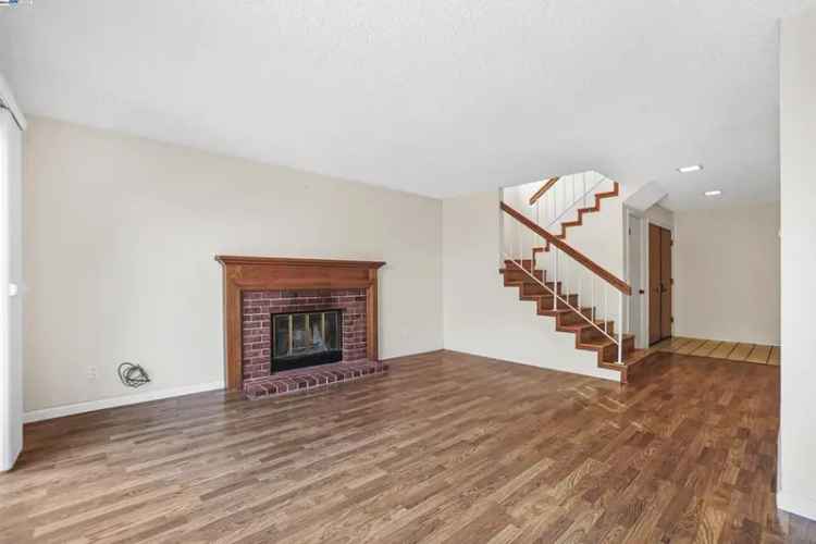 Buy House in Castro Valley with Spacious Layout and Community Amenities